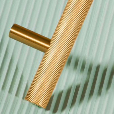 Plank Hardware SEARLE Swirled T-Bar Handle - 185mm - Brass