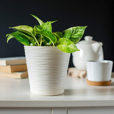 Plant Pot Flowerpot Wave Plastic Crystal Modern Decorative Cream 19cm