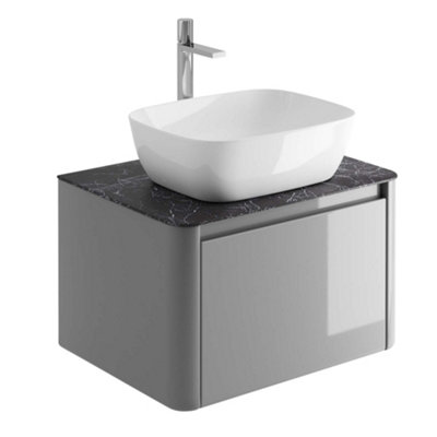 Plum&Clay Mayfair Gloss Light Grey Wall Hung Bathroom Vanity Unit with Black Slate Countertop (W)650mm (H)406mm