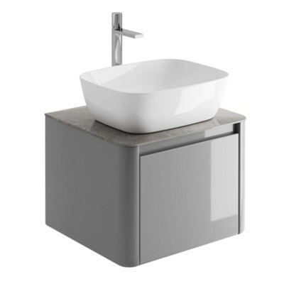 Plum&Clay Mayfair Gloss Light Grey Wall Hung Bathroom Vanity Unit with Grey Marble Countertop (W)550mm (H)406mm