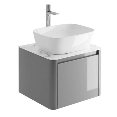 Plum&Clay Mayfair Gloss Light Grey Wall Hung Bathroom Vanity Unit with White Marble Countertop (W)550mm (H)406mm