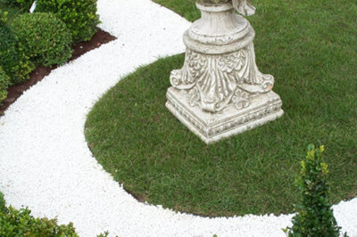 Polar White Spanish Marble Gravel 10mm - 50 Bag (1000kg) - 3