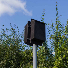 Pole Mounted Large Colony Double Box with 4m pole - Plywood/Ceramic - L13 x W34 x H78 cm