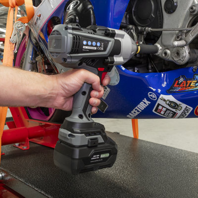 Premier SV20 Series Cordless Impact Wrench Kit 20V 4Ah With Battery CP20VXIWKIT - 5