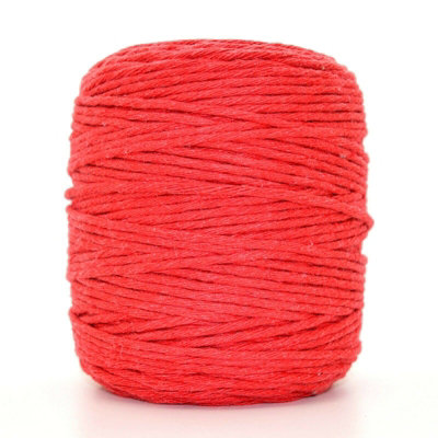 Premium Red Macrame Cord Twine, 200 m / 656 ft of 3 mm Thick Natural Cotton Thread Yarn Macrame Rope (Reel)