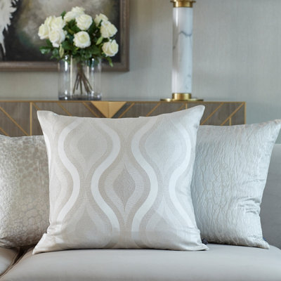 Prestigious Textiles Hamlet Metallic Polyester Filled Cushion