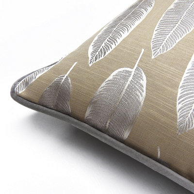 Prestigious Textiles Quill Piped Jacquard Polyester Filled Cushion
