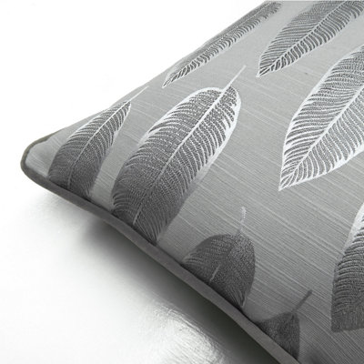 Prestigious Textiles Quill Piped Jacquard Polyester Filled Cushion