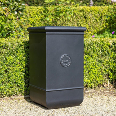 Primose Matte Fibrecotta Debossed Tall Cube Planter In Black 24cm