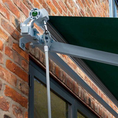 Primrose Awnings 2.0m x 1.5m Retractable Manual Green Awning Outdoor Patio Canopy - 4