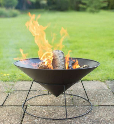 Primrose Kalama Outdoor Cast Iron Fire Bowl Pit 56cm