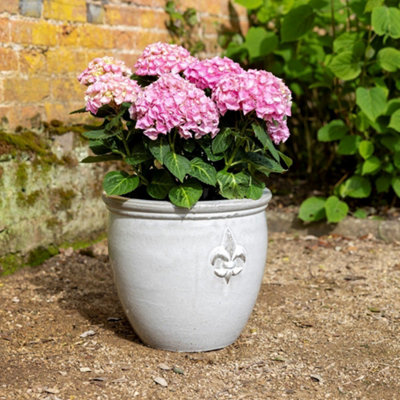 Primrose Medium Stoneware Debossed Logo Round Planter In Cream 34cm