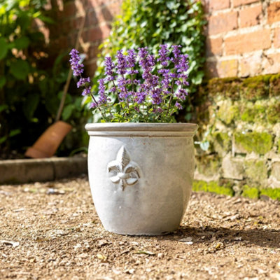 Primrose Small Stoneware Debossed Logo Round Planter In Cream 24cm