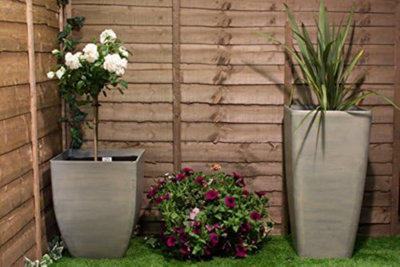 Primrose Stone Effect Resin Indoor Outdoor Planter Plant Pot in White 52cm