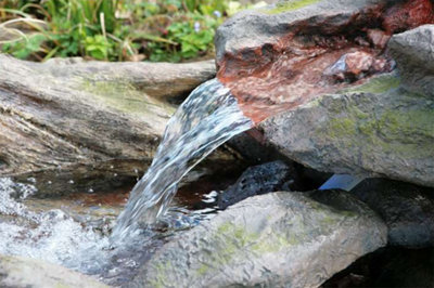 Primrose Utsuri Falls Stone River Water Feature with Pond 70cm