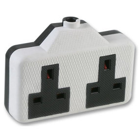 PRO ELEC - Rubberised 2-Way Extension Socket 13A White