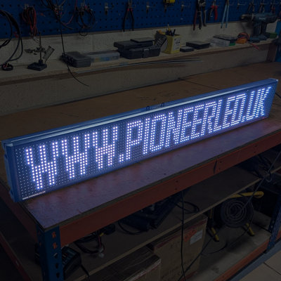 Programmable LED Scrolling Sign PioneerLED P10 163x19cm Indoor