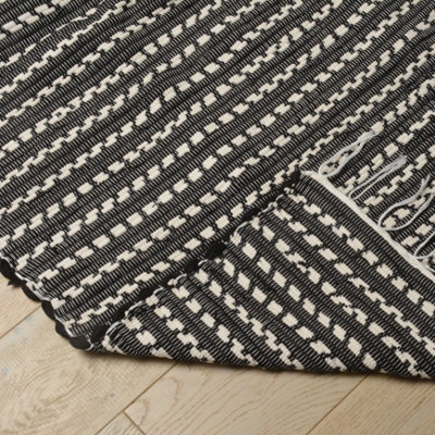 ProHeeder Handmade Recycled Cotton Area Rug - Black and White Ikat (140 x 70cm)