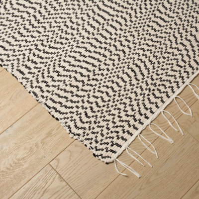 ProHeeder Handmade Recycled Cotton Area Rug - White Ikat (140 x 70cm)