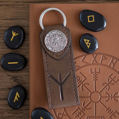 Protection Viking Rune Keyring with Algiz & Compass - Gift for Travelers
