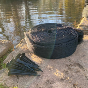 Protective Pond Netting Cover with 12 Pegs (6m x 5m)