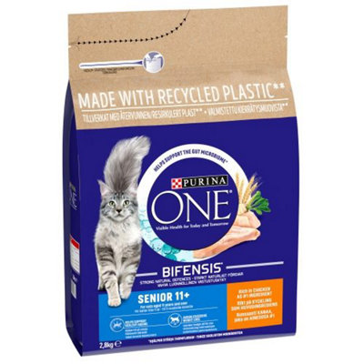 Purina One 11+ Dry Cat Food Chicken & Wholegrain 2.8kg