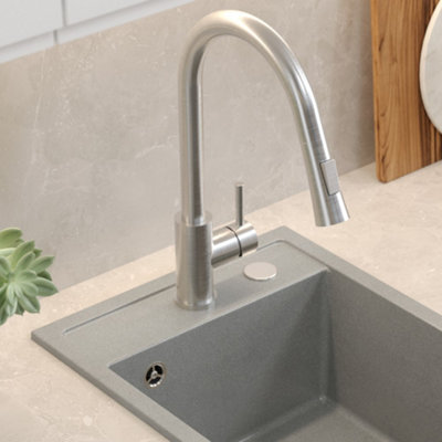 Quadron Julia Steel pull out kitchen tap with spray function