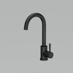 Quadron Kate Matte Black mixer kitchen tap, made of stainless steel