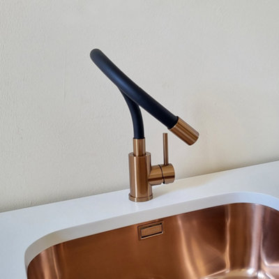 Quadron Maggie Stretch kitchen tap, Copper/Black