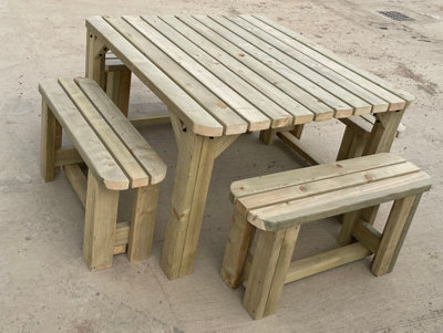 QUADRUM Rounded Picnic Table With 4 Benches (Natural finish) - 5