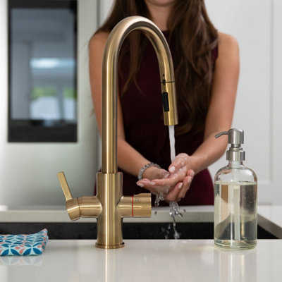 Quel Tap Pro Ultra 4-in-1 Pull-Out Boiling Water Tap C-Shape Brushed Brass