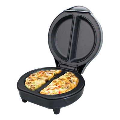 https://media.diy.com/is/image/KingfisherDigital/quest-35640-dual-plate-omelette-maker~5025301356408_01c_MP?$MOB_PREV$&$width=768&$height=768