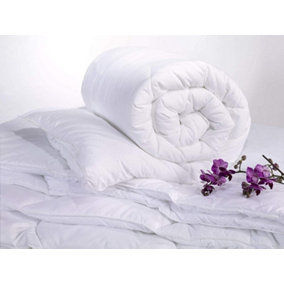 Quilt Microfibre Duvets Super Soft Warm Cosy Luxurious All Season Quilts 4.5 Tog, 10.5 Tog, 13.5 Tog or 15 Tog