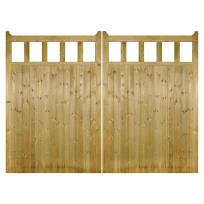 QUORO Wooden Driveway Garden Gates 2700mm Wide x 1800mm High QUD31