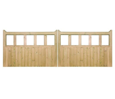 QUORO Wooden Driveway Garden Gates 3600mm Wide x 900mm High - 3