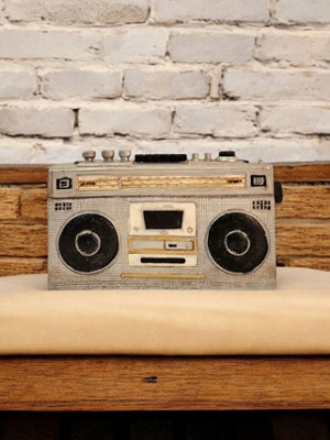 Radio Retro Design Money Box 2