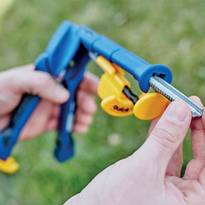 Rapid FP216 Garden Fence Pliers for VR16 Fence Hogrings with High Capacity Magazine Ergonomic Soft Handle & Easy Storage Features