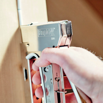 Rapid High-Performance Rounded Crown Staples for Low-Voltage 6mm Cables ...