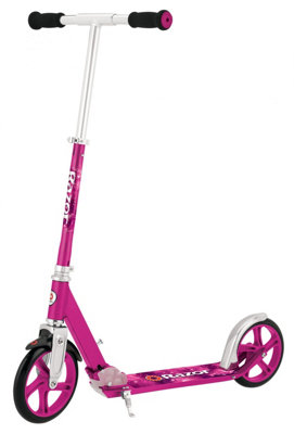 Razor scooter for on sale 8 year old