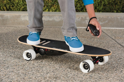 Razor XCruiser Electric Skateboard 22V Lithium-Ion