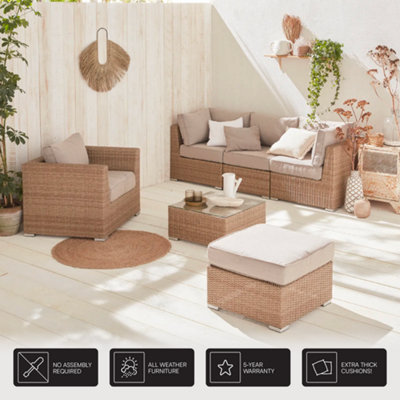 Beige rattan deals outdoor furniture