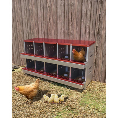 Red 8 Compartment Chicken Nest Box Roll Away Laying Box Egg Collection