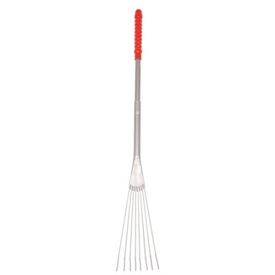 Red Gorilla Large Metal Rake / Red | DIY at B&Q
