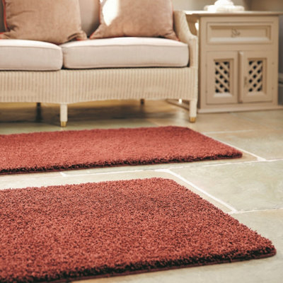 Red Modern Shaggy Easy to Clean Plain Rug for Living Room, Bedroom, Dining Room - 67 X 150cm (Runner)