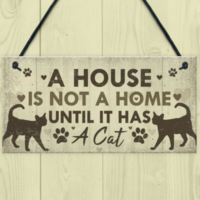 Novelty gifts sales for cat lovers