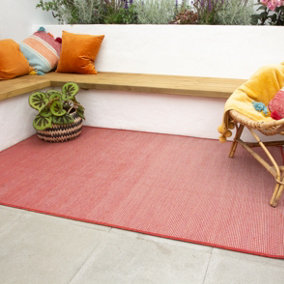 Red Soft Plastic Value Indoor Outdoor Area Weatherproof Washable Rug 58x110cm