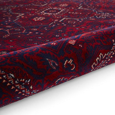 Red Traditional Bordered Stain-Resistant Rug for Bedroom, & Dining Room ...