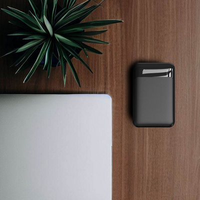 RED5 Power Bank with 5000mAh Battery Capacity in Black