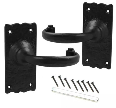 Regal Suite Antique Door Handle Set Black Hammered Victorian Lever Latch with Short Latchplate Cottage Style Handles with Spindle