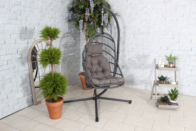 Relaxer Hanging Rattan Pod Chair